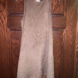 Elegant Tan Sleeveless Dress